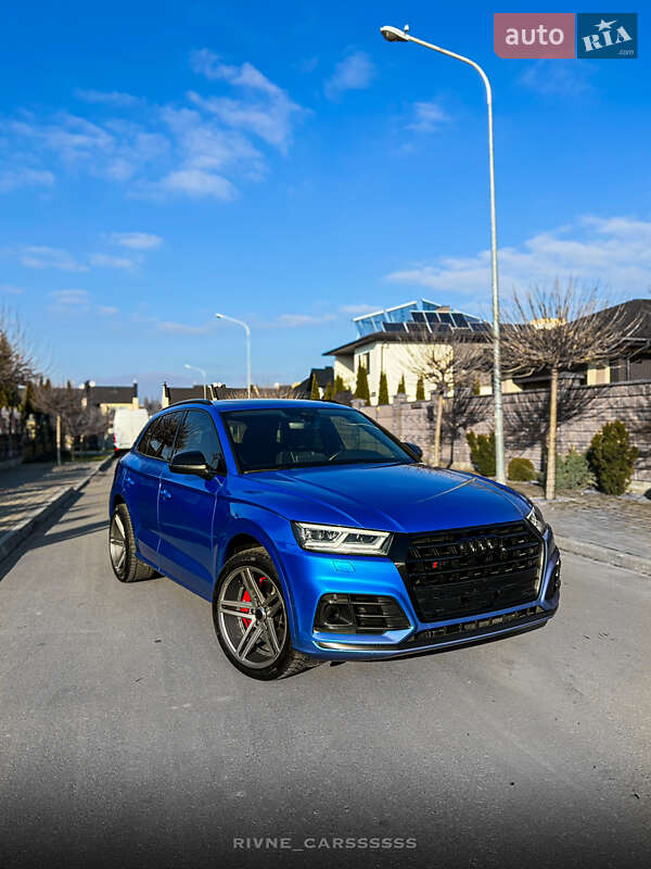 Внедорожник / Кроссовер Audi SQ5 2018 в Ровно