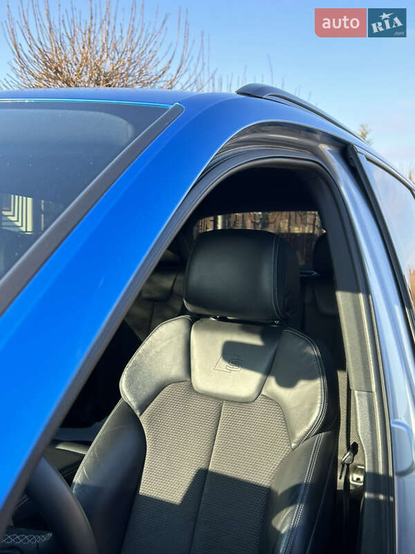 Внедорожник / Кроссовер Audi SQ5 2018 в Ровно