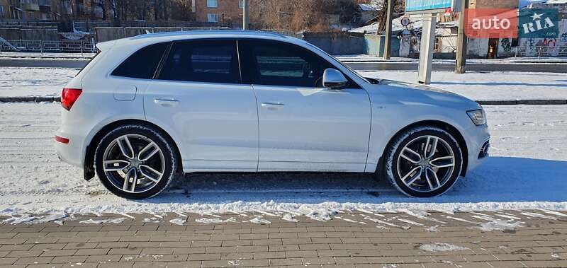 Внедорожник / Кроссовер Audi SQ5 2015 в Чернигове фото 8 Внедорожник / Кроссовер Audi SQ5 2015 в Чернигове