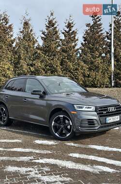 Внедорожник / Кроссовер Audi SQ5 2020 в Киеве