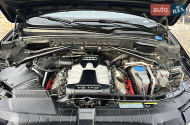 Внедорожник / Кроссовер Audi SQ5 2013 в 