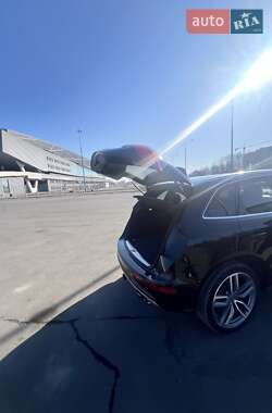 Внедорожник / Кроссовер Audi SQ5 2013 в 