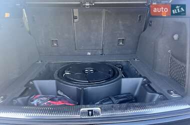 Внедорожник / Кроссовер Audi SQ5 2013 в 