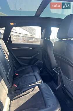 Внедорожник / Кроссовер Audi SQ5 2013 в 