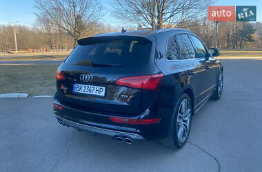 Внедорожник / Кроссовер Audi SQ5 2013 в 