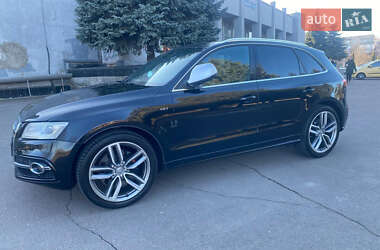 Внедорожник / Кроссовер Audi SQ5 2013 в 