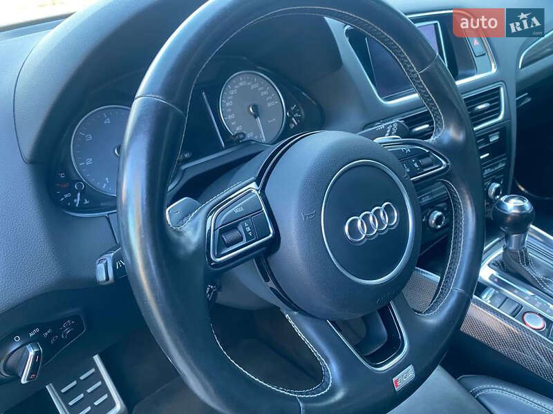 Позашляховик / Кросовер Audi SQ5 2013 в Рівному