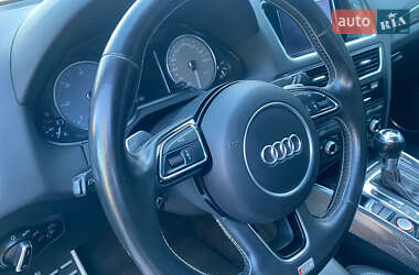 Внедорожник / Кроссовер Audi SQ5 2013 в 