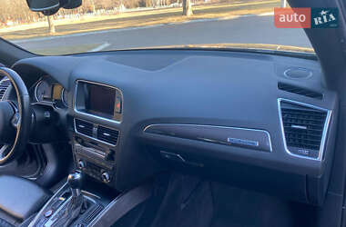 Внедорожник / Кроссовер Audi SQ5 2013 в 
