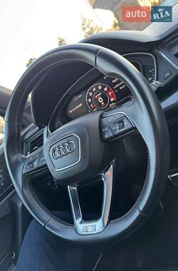 Внедорожник / Кроссовер Audi SQ5 2019 в 