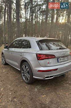 Внедорожник / Кроссовер Audi SQ5 2018 в 