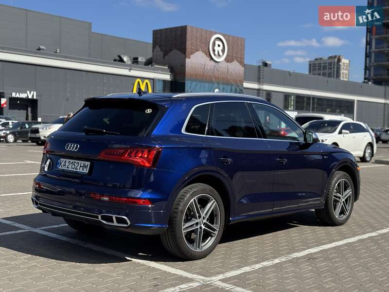 Позашляховик / Кросовер Audi SQ5 2018 в Києві