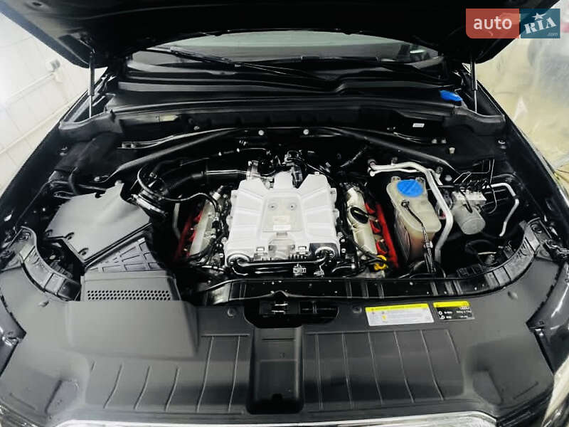 Внедорожник / Кроссовер Audi SQ5 2014 в Львове