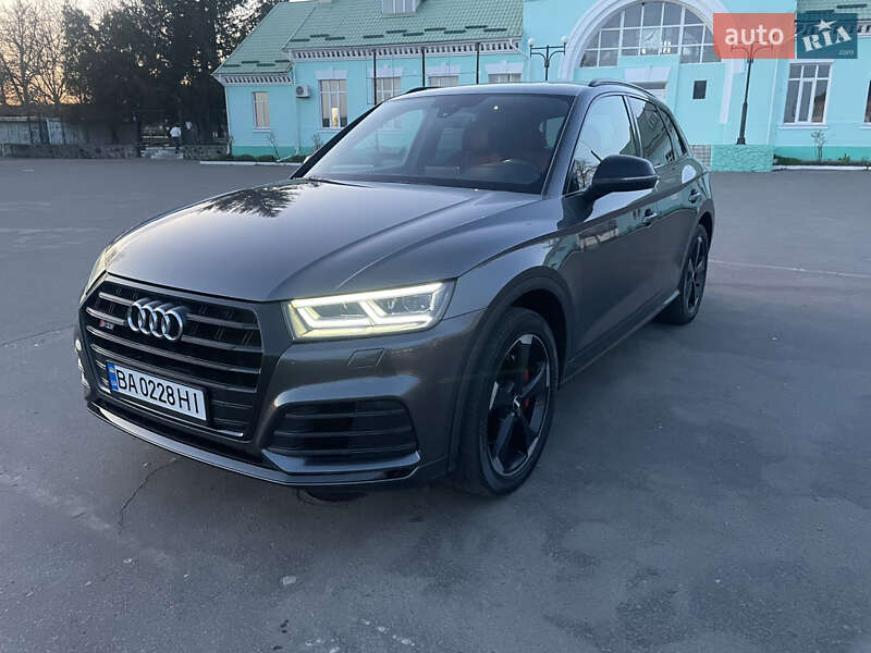 Внедорожник / Кроссовер Audi SQ5 2019 в Гайвороне