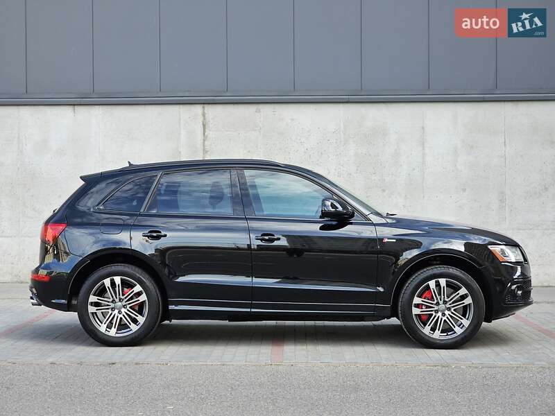 Позашляховик / Кросовер Audi SQ5 2016 в Києві