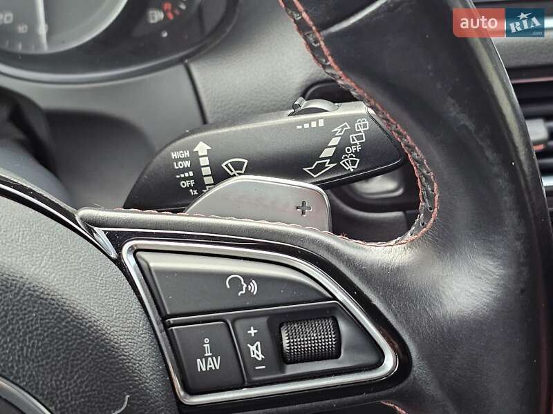 Позашляховик / Кросовер Audi SQ5 2016 в Києві