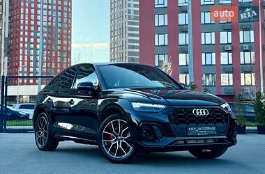 Внедорожник / Кроссовер Audi SQ5 2022 в 