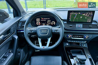 Внедорожник / Кроссовер Audi SQ5 2022 в 