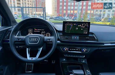 Внедорожник / Кроссовер Audi SQ5 2022 в 