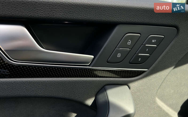 Позашляховик / Кросовер Audi SQ5 2022 в Львові