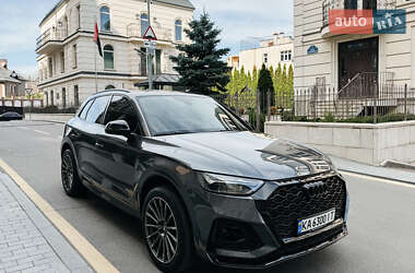 Позашляховик / Кросовер Audi SQ5 2022 в 