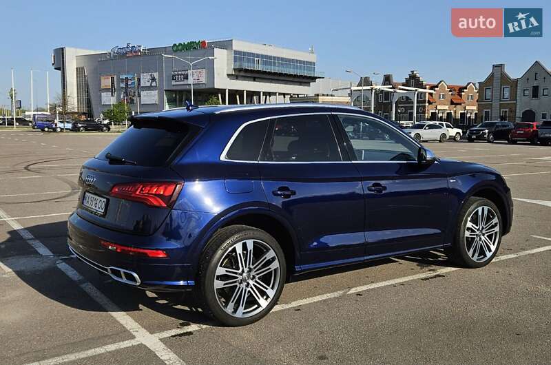 Позашляховик / Кросовер Audi SQ5 2018 в Києві