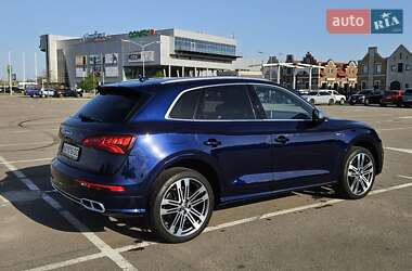 Позашляховик / Кросовер Audi SQ5 2018 в 