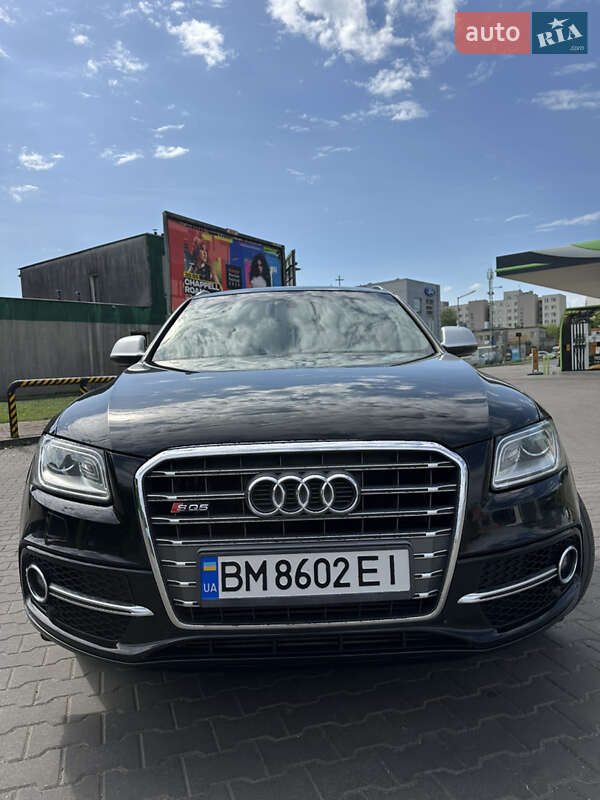 Внедорожник / Кроссовер Audi SQ5 2014 в 