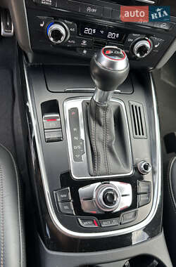 Внедорожник / Кроссовер Audi SQ5 2014 в 