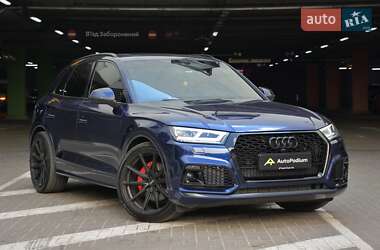 Внедорожник / Кроссовер Audi SQ5 2019 в 