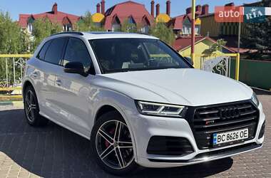 Внедорожник / Кроссовер Audi SQ5 2019 в 