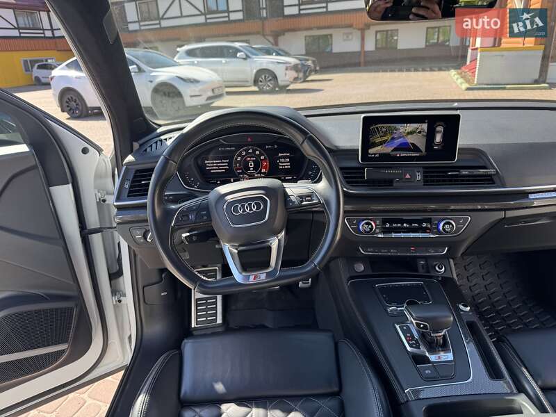 Внедорожник / Кроссовер Audi SQ5 2019 в Львове