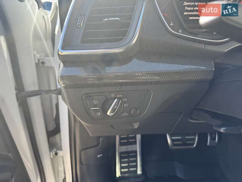 Внедорожник / Кроссовер Audi SQ5 2019 в Львове