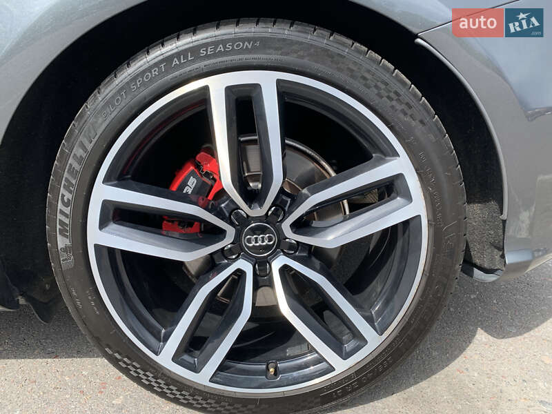 Внедорожник / Кроссовер Audi SQ5 2015 в Киеве фото 18 Внедорожник / Кроссовер Audi SQ5 2015 в Киеве