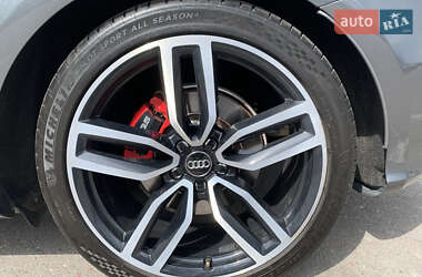 Внедорожник / Кроссовер Audi SQ5 2015 в 