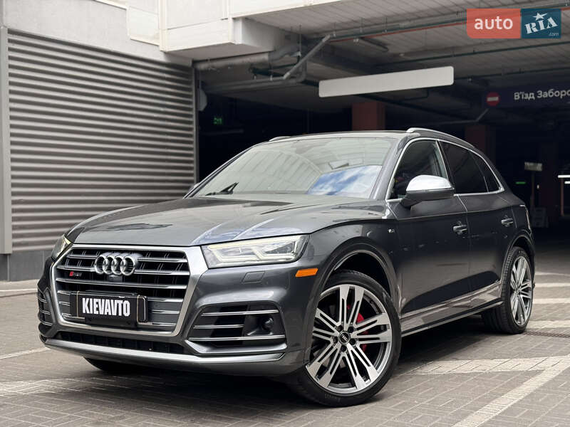 Позашляховик / Кросовер Audi SQ5 2018 в Києві