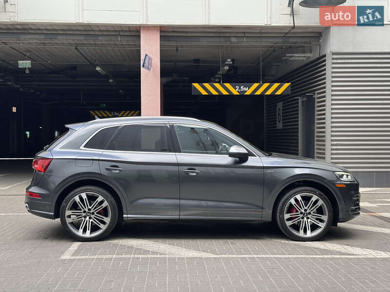 Позашляховик / Кросовер Audi SQ5 2018 в Києві