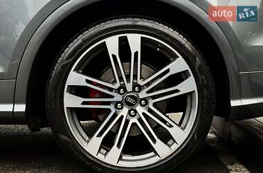 Внедорожник / Кроссовер Audi SQ5 2018 в 