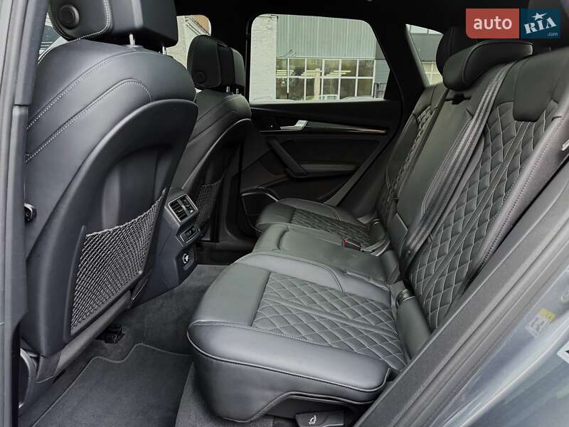 Позашляховик / Кросовер Audi SQ5 2018 в Києві