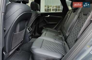 Внедорожник / Кроссовер Audi SQ5 2018 в 