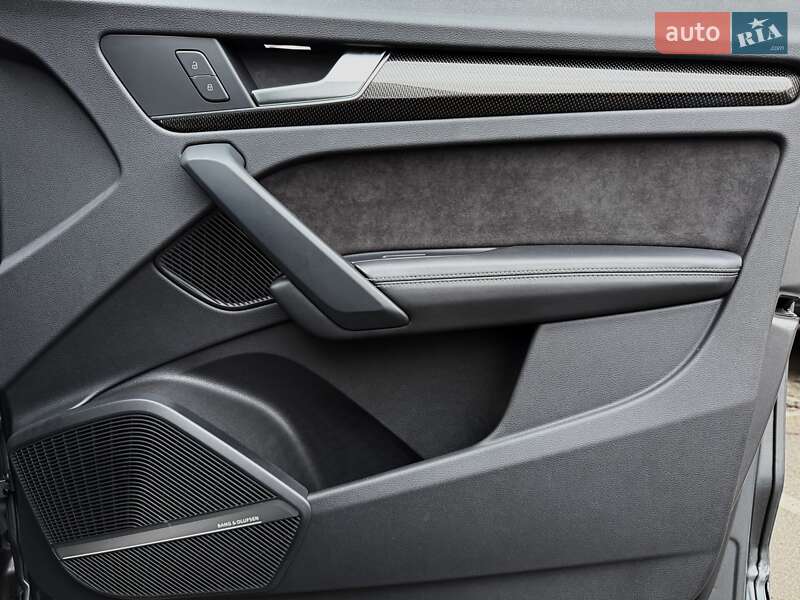 Позашляховик / Кросовер Audi SQ5 2018 в Києві