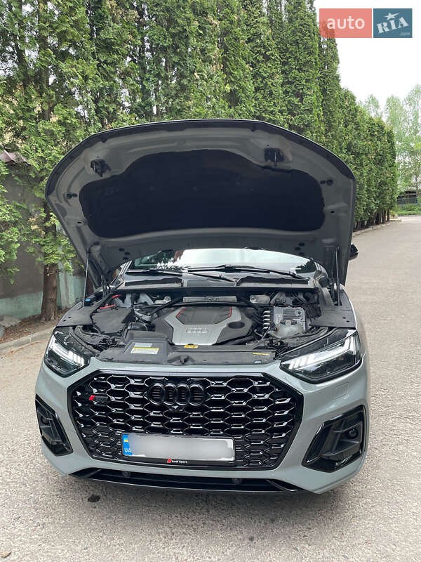 Позашляховик / Кросовер Audi SQ5 2022 в Рівному
