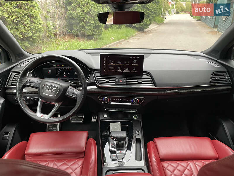 Позашляховик / Кросовер Audi SQ5 2022 в Рівному