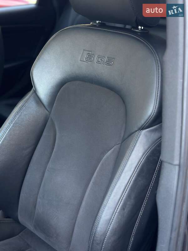 Позашляховик / Кросовер Audi SQ5 2014 в Києві