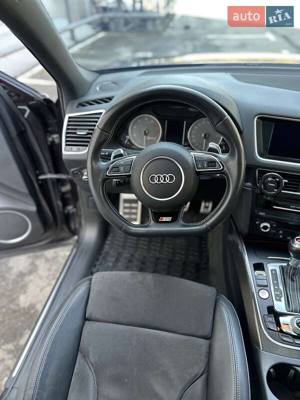 Позашляховик / Кросовер Audi SQ5 2014 в Києві