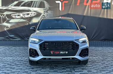 Внедорожник / Кроссовер Audi SQ5 2022 в 