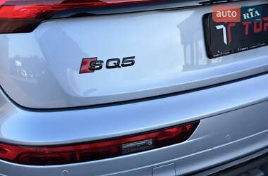 Внедорожник / Кроссовер Audi SQ5 2022 в 