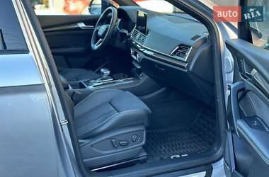 Внедорожник / Кроссовер Audi SQ5 2022 в 