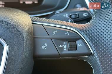 Внедорожник / Кроссовер Audi SQ5 2022 в 