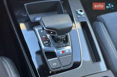 Внедорожник / Кроссовер Audi SQ5 2022 в 
